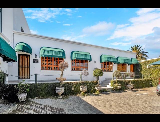 420M² BUSINESS FOR SALE IN PARKTOWN NORTH